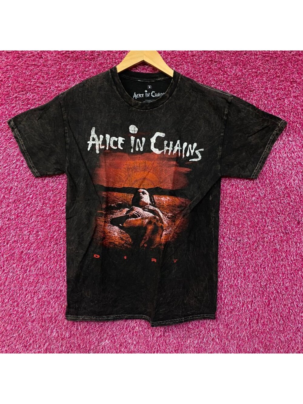 Alice In Chains "Dirt" Album Cover Graphic T-Shirt Medium